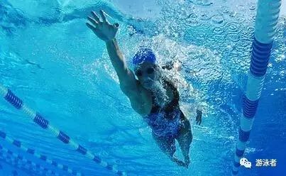 学好自由泳需要哪些技巧？