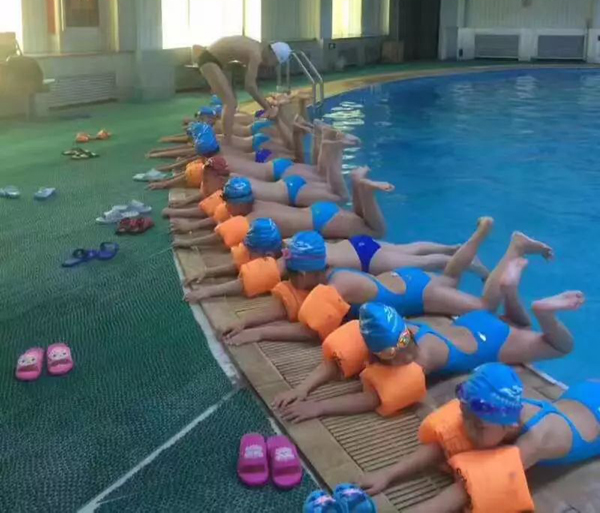 在深圳不下水的游泳教练，都不是好教练吗？