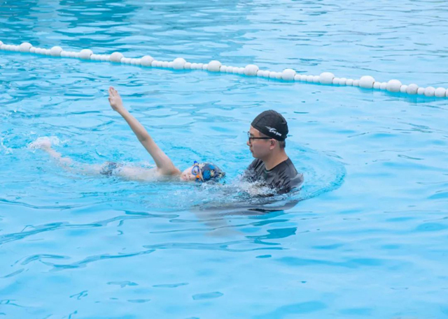 在深圳学游泳不得不说的事